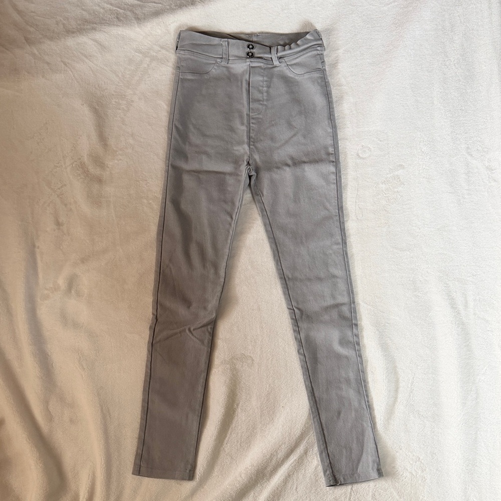 Women's Gray Jeggings